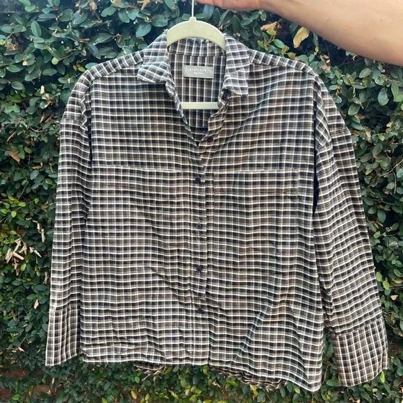 Everlane The Boxy Oxford in Plaid - Picture 1 of 5